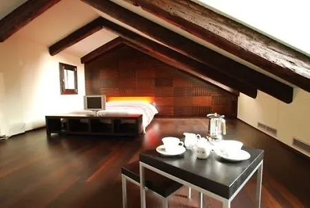 Apartamento Lmv Exclusive Apts Santo Stefano *